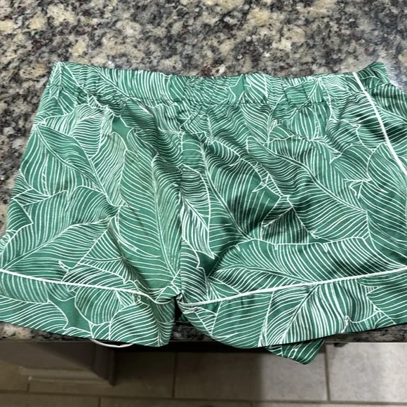 Victoria Secret pajamas - Picture 5 of 5